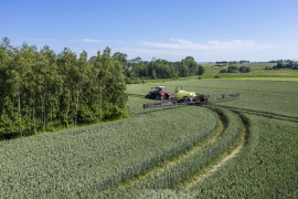 Trailed sprayers